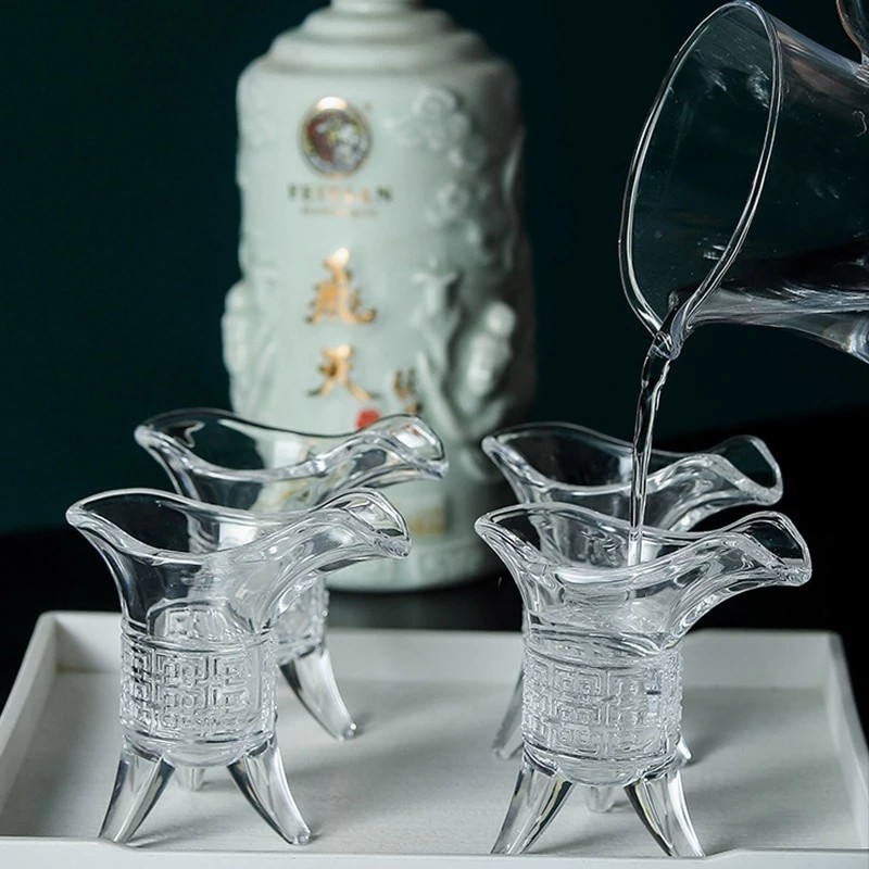 Creative three-legged design antique style wine glass 10ml/20ml/30ml/100ml