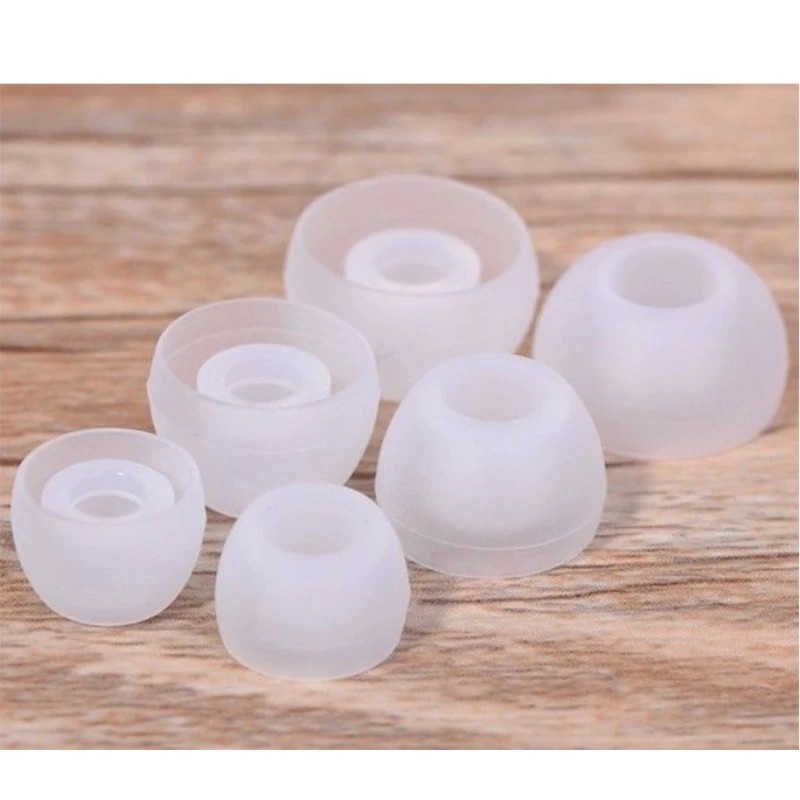 Set of 12 pairs of soft silicone ear tips in convenient sizes S / M / L