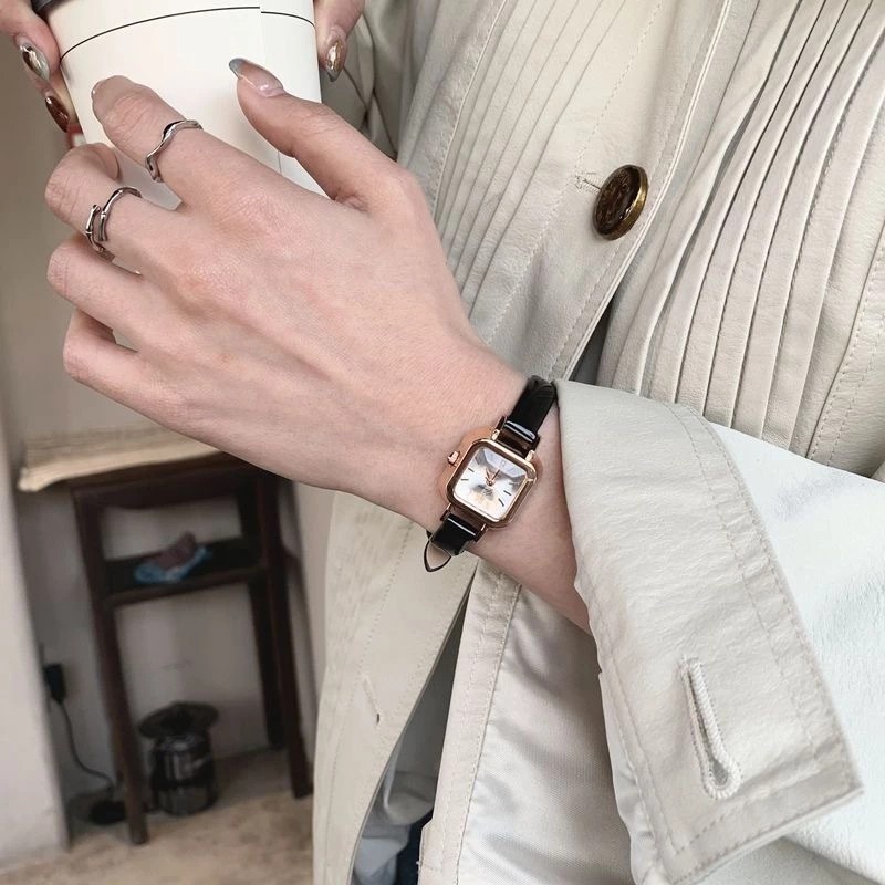 Ins Fashion Small Square Women's Watch Casual Leather Strap Quartz Watch