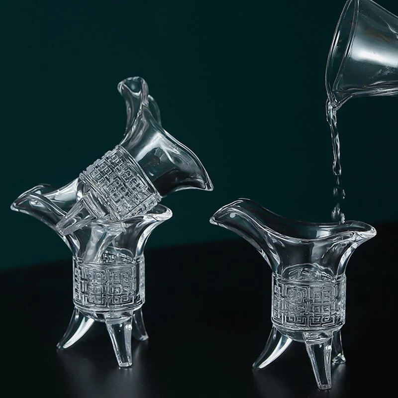 Creative three-legged design antique style wine glass 10ml/20ml/30ml/100ml