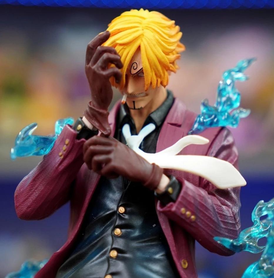 Vinsmoke Sanji model 25cm high - Comes with LED wire