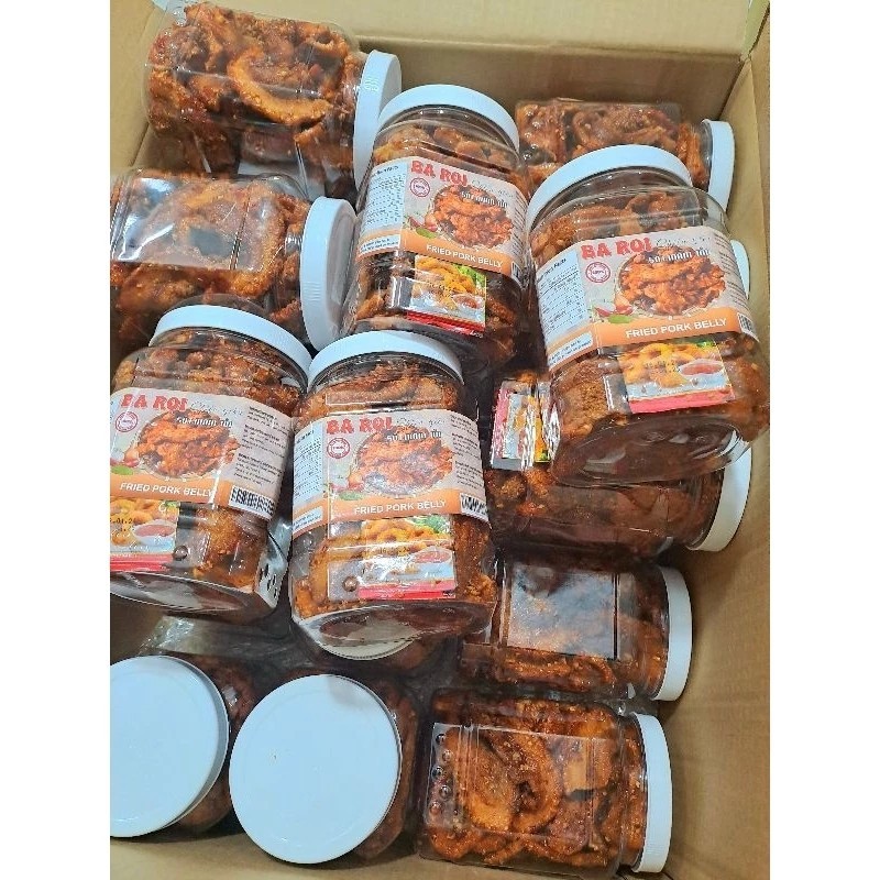 Box of 500gr crispy, spicy, dried pork belly with garlic sauce, whole piece, salty, sweet, delicious, rich flavor, delicious snack