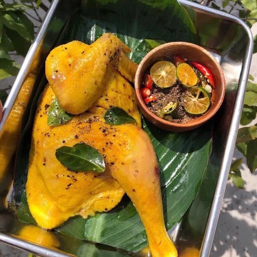 Salt and pepper chicken, smoked chicken 0.5 chicken
