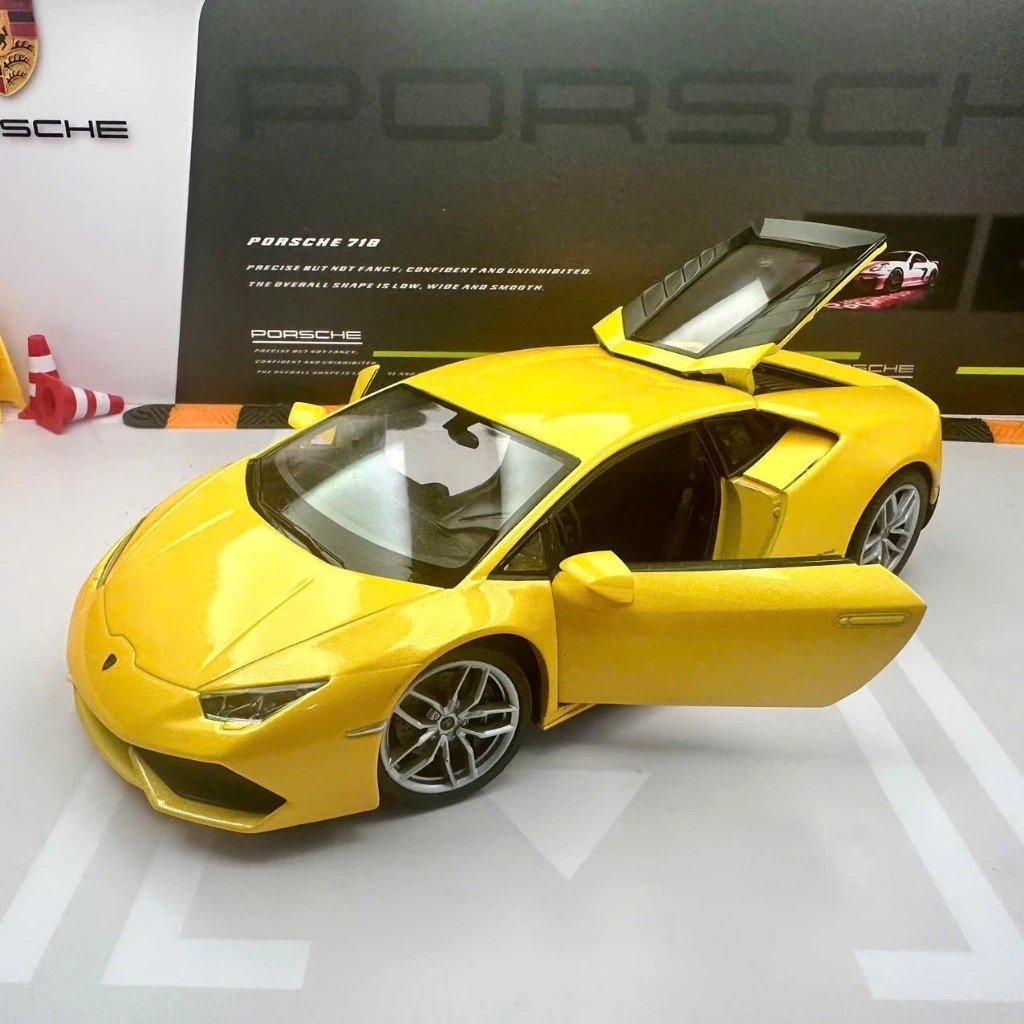 Lamborghini Huracan LP610-4 car model 1:24 scale