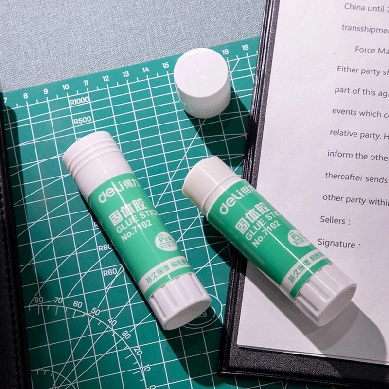 Deli paper glue is high quality, safe, fast-sticking, and environmentally friendly.