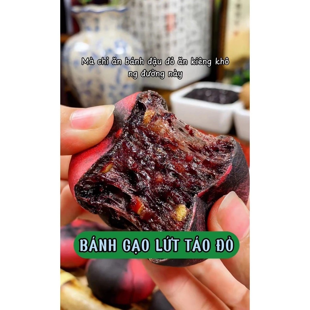 Red Apple Brown Rice Cake, Light Sweet Taste, Soft, Chewy, Delicate Flavor