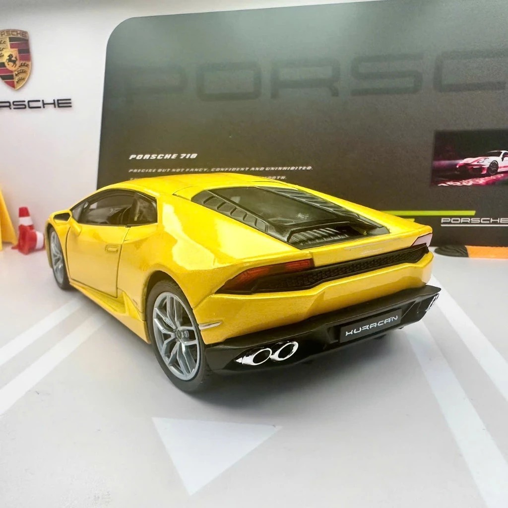 Lamborghini Huracan LP610-4 car model 1:24 scale