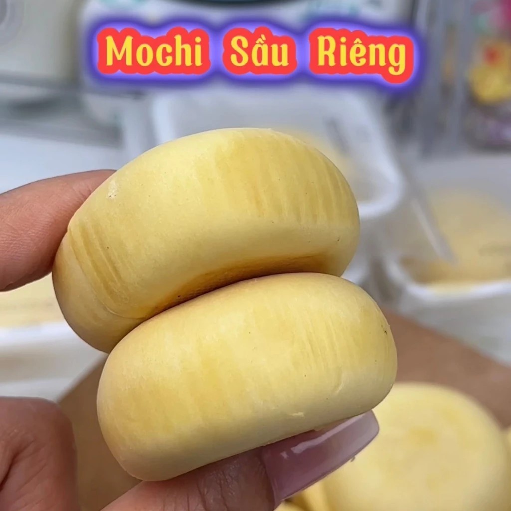Sweet and Light Durian Mochi Cake, 500g Box for Durian Lovers