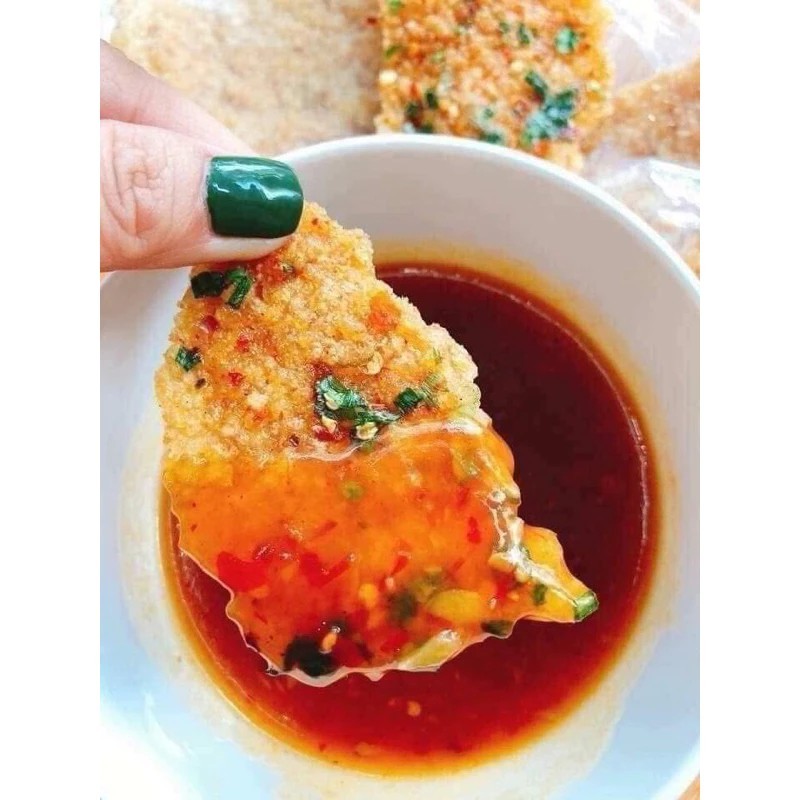 1kg of super delicious fried crispy rice with broken fish sauce
