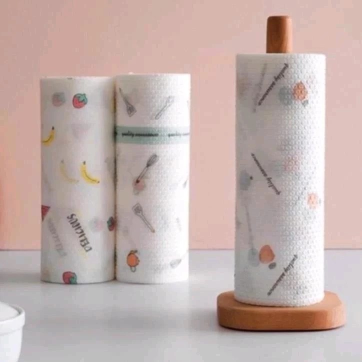 Kitchen paper rolls, dry towels to wipe away dirt baotaixanh