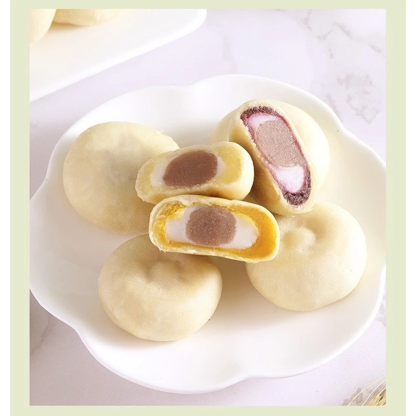 Taro Mochi Cake with 3 delicious flavors of green bean/pumpkin/purple sweet potato and 4 layers of cake create a delicious cake