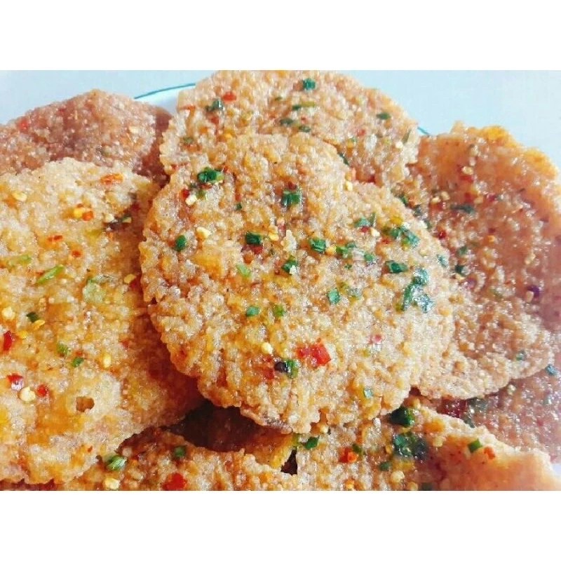 1kg of super delicious fried crispy rice with broken fish sauce